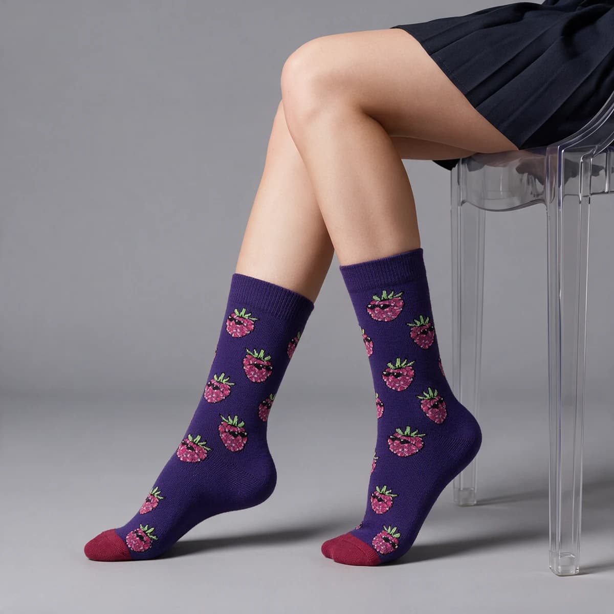 pink-berries-dark-blue-002